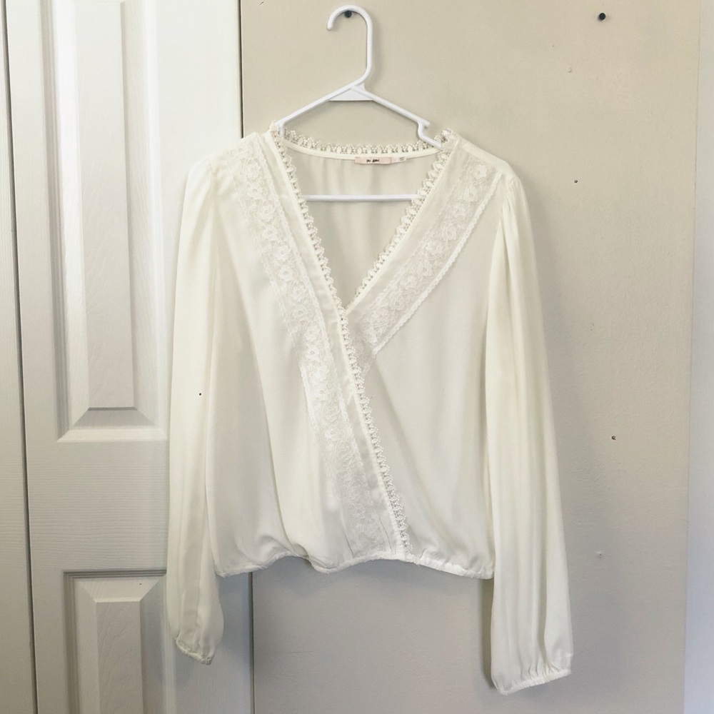Long sleeve white lace detail blouse